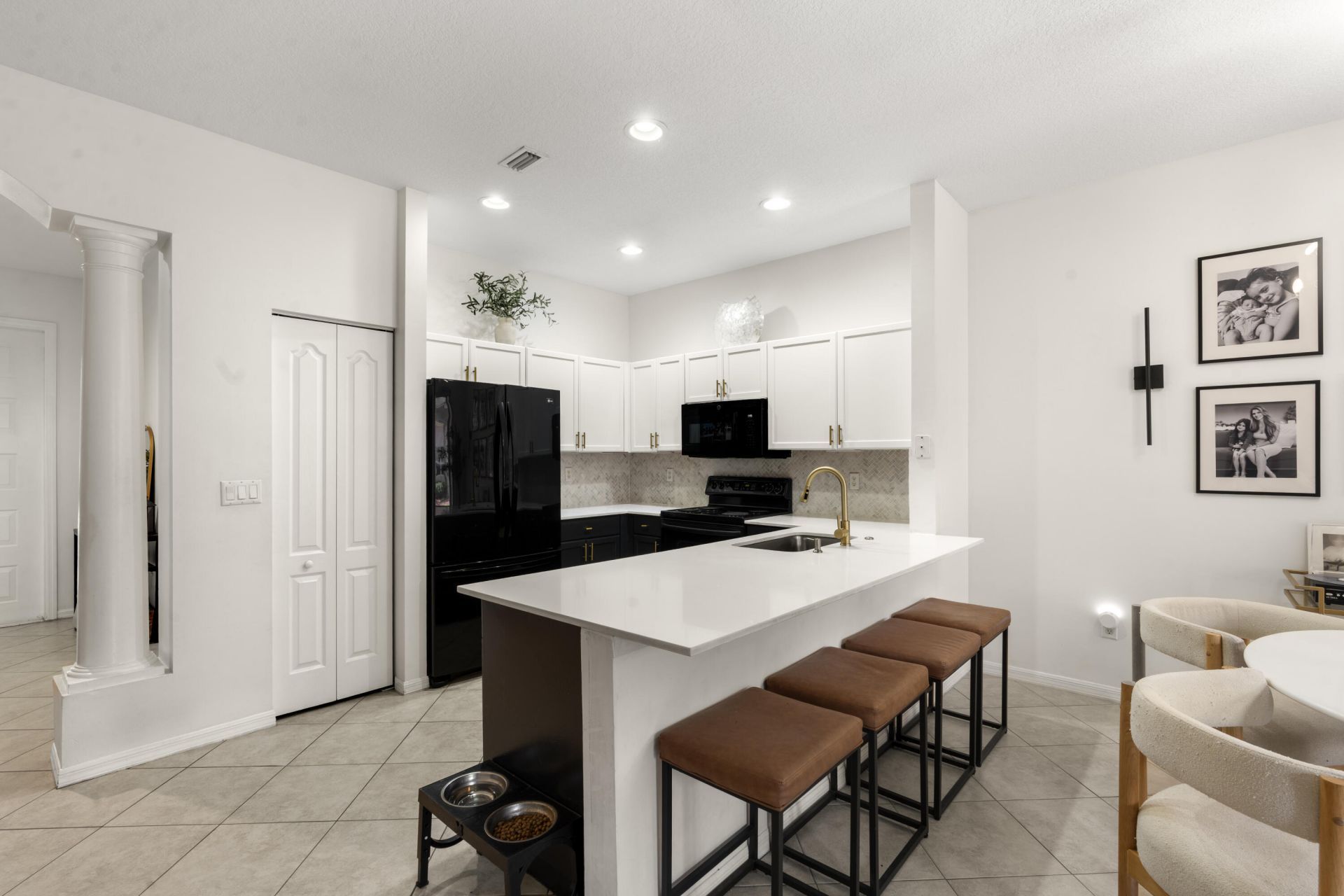453 Rainbow Springs Terrace, Royal Palm Beach, FL 33411 Photo