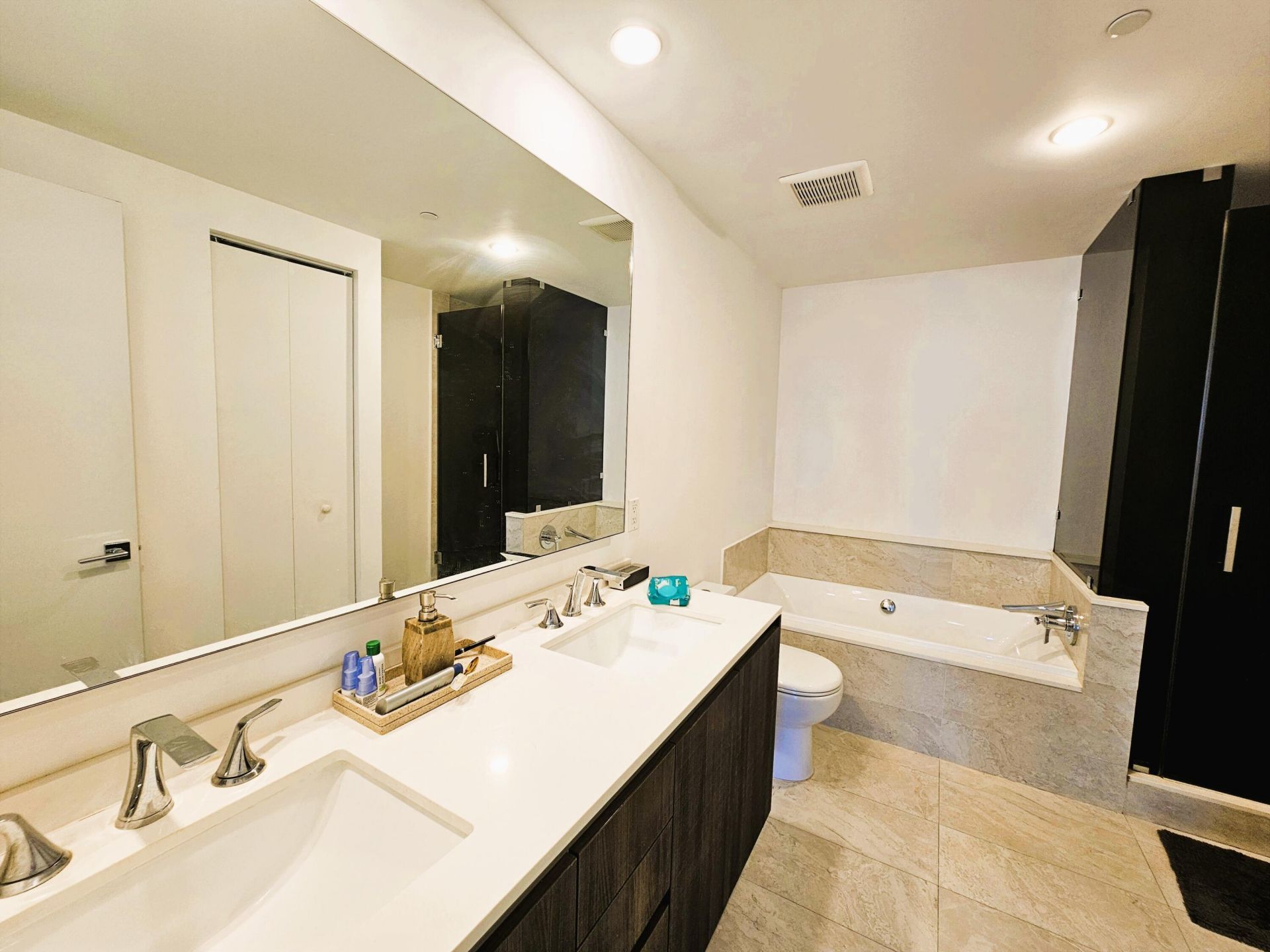 488 NE 18th Street, Unit Apt 3508, Miami, FL 33132 Photo