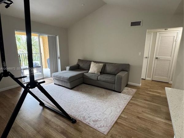 733 Riverside Dr , Unit 1236, Coral Springs, FL 33071