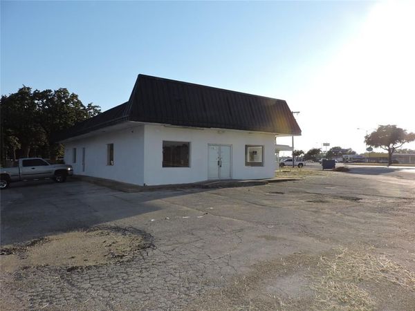 5149 River Oaks Boulevard, River Oaks, TX 76114