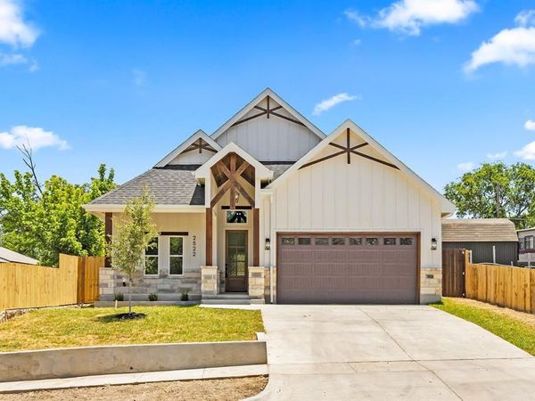 2522 Lincoln Avenue, Fort Worth, TX 76164