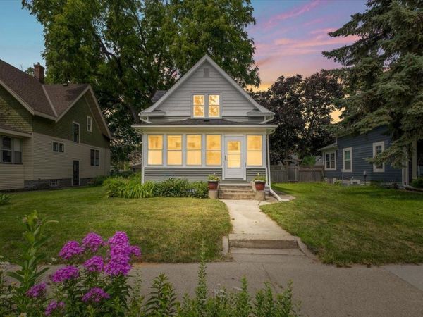 3136 29th Avenue S, Minneapolis, MN 55406