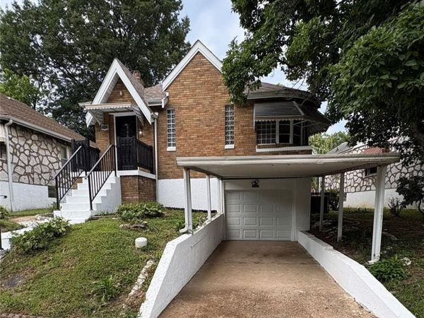 6707 Perry Avenue, St Louis, MO 63121