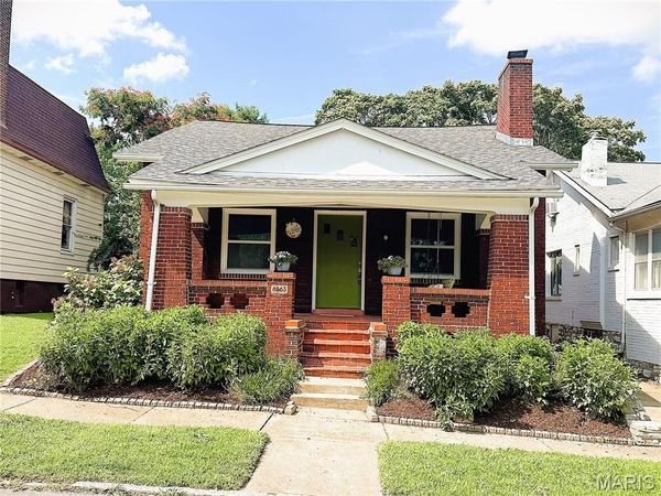 6563 Hoffman Avenue, St Louis, MO 63139