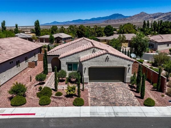 5730 E La Campana Drive , Pahrump, NV 89061