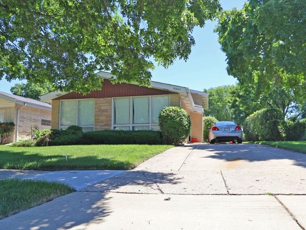8801 Lowell Terrace , Skokie, IL 60076