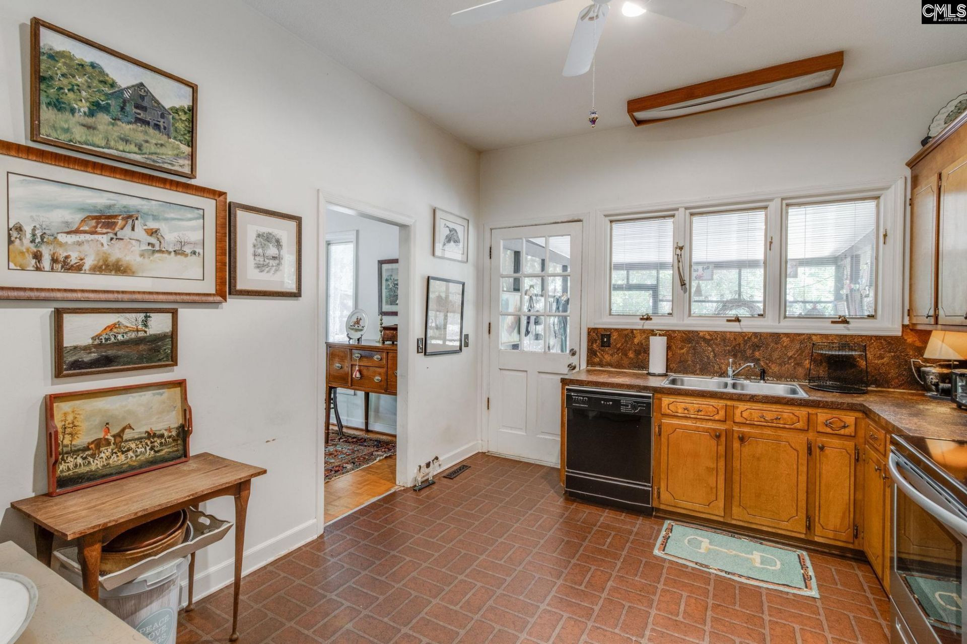 670 Red Fox Road  Photo 11