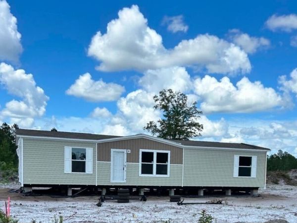 1290 Dogwood Lane, Folkston, GA 31537