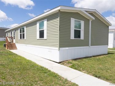 220 Borman Avenue, Flushing, MI 48433