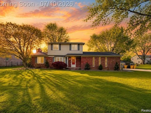 9739 Waterway Drive, Grosse Ile Twp, MI 48138