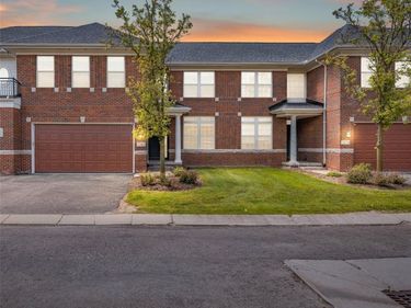 7382 Gateway Drive, West Bloomfield Twp, MI 48322