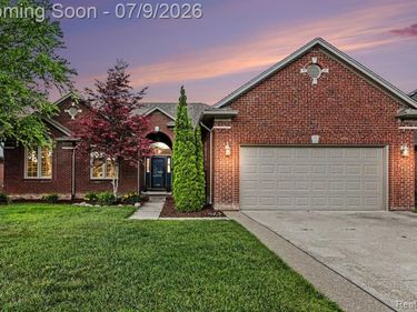 50289 Nantwich Drive, Macomb Township, Mi 48044