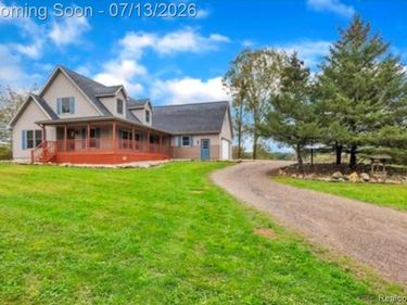 12601 Angle Road, Bath Twp, MI 48808