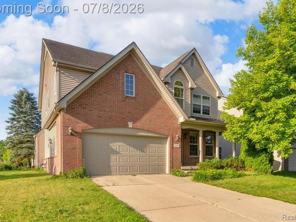 1143 Polo Drive, South Lyon, MI 48178