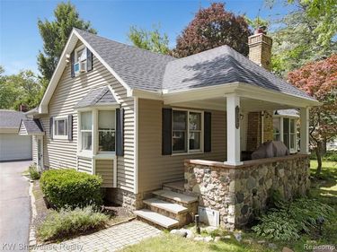 3980 Spencer Terrace, West Bloomfield Twp, MI 48323