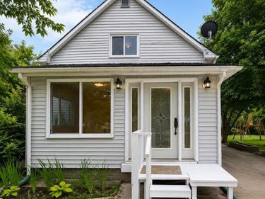 97 N Merrimac Street, Pontiac, MI 48340