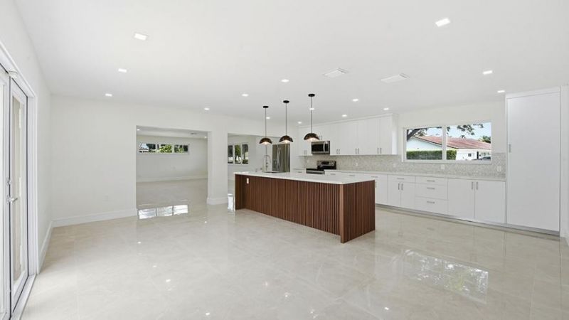 21020 Highland Lakes Boulevard, Miami, FL 33179 Photo