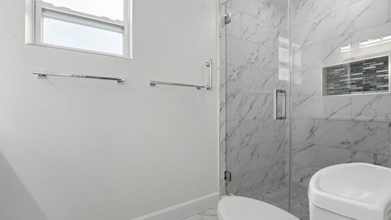 21020 Highland Lakes Boulevard, Miami, FL 33179 Photo