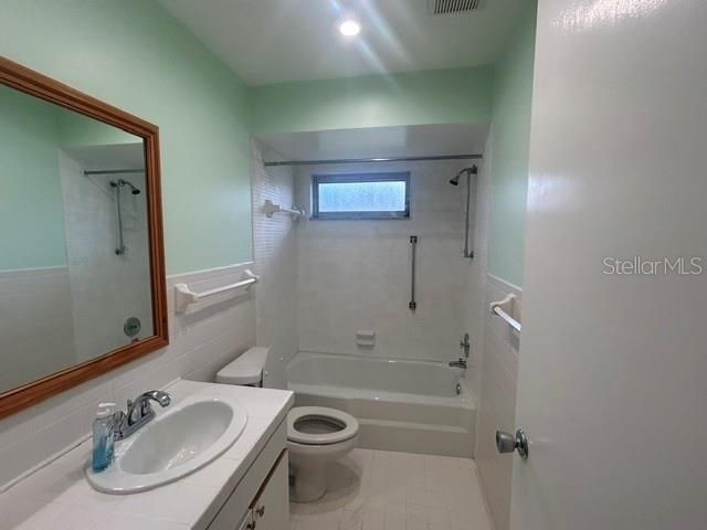 7102 W Country Club Drive N, Sarasota, FL 34243 Photo