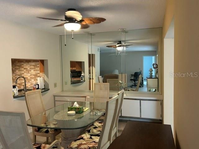 7102 W Country Club Drive N, Sarasota, FL 34243 Photo