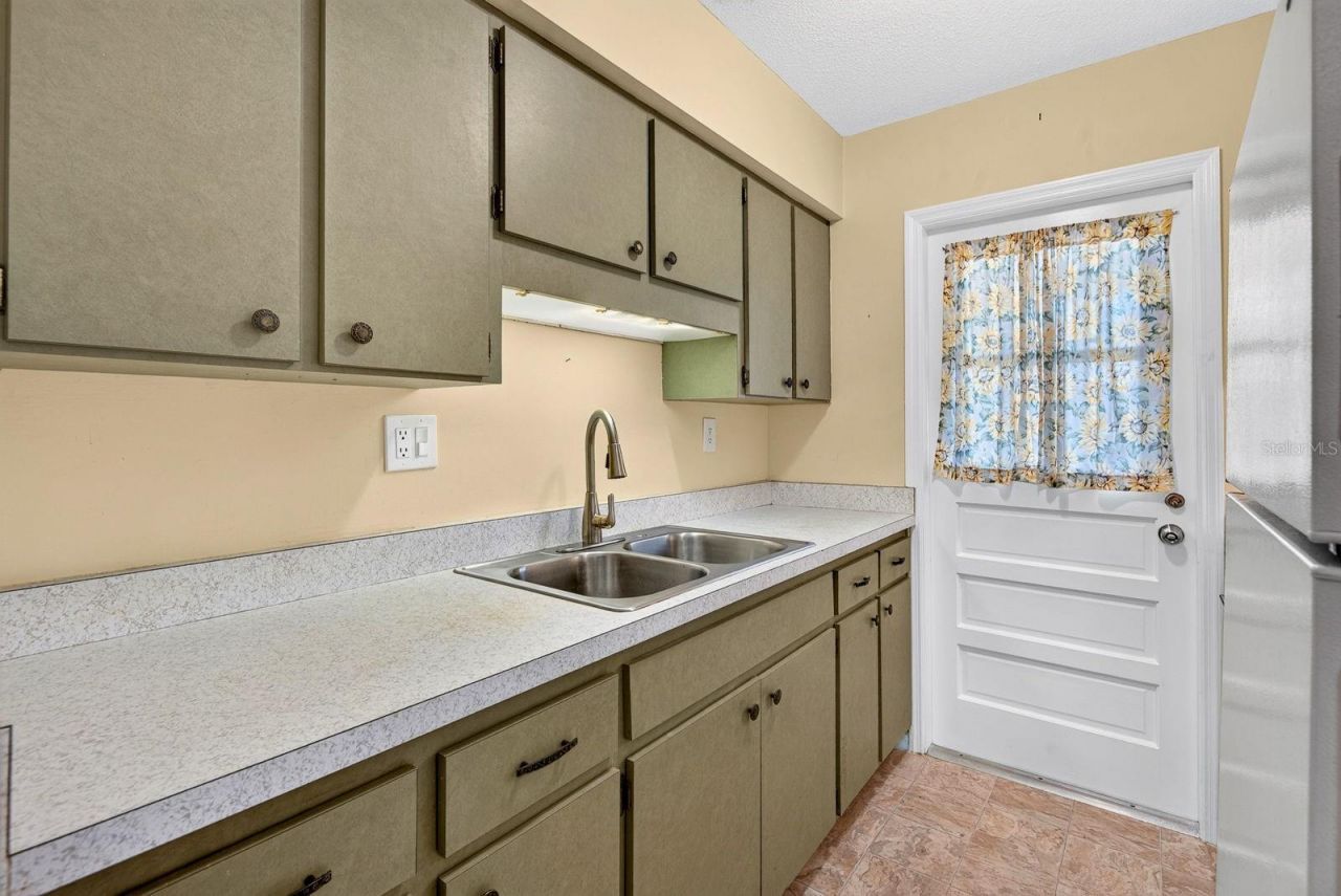 4507 9th Street W, Unit D6, Bradenton, FL 34207 Photo
