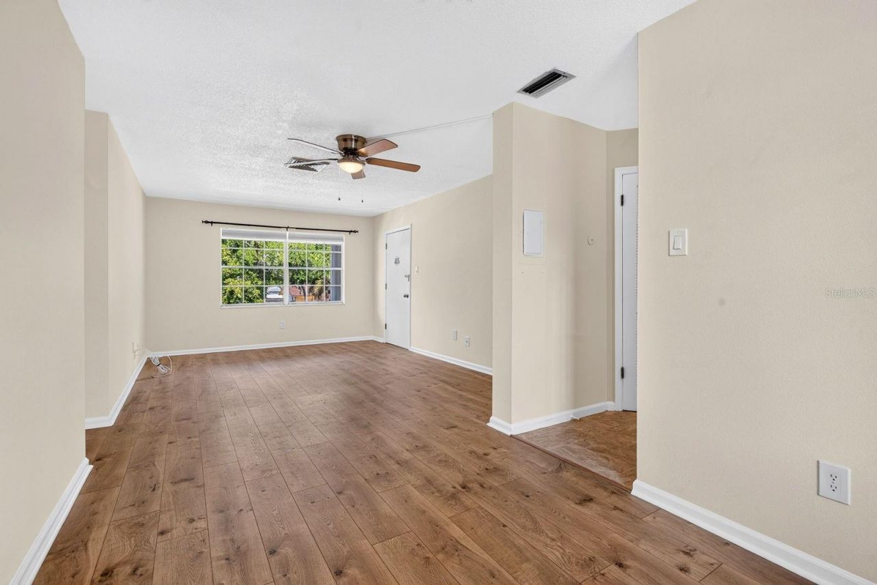 4507 9th Street W, Unit D6, Bradenton, FL 34207 Photo