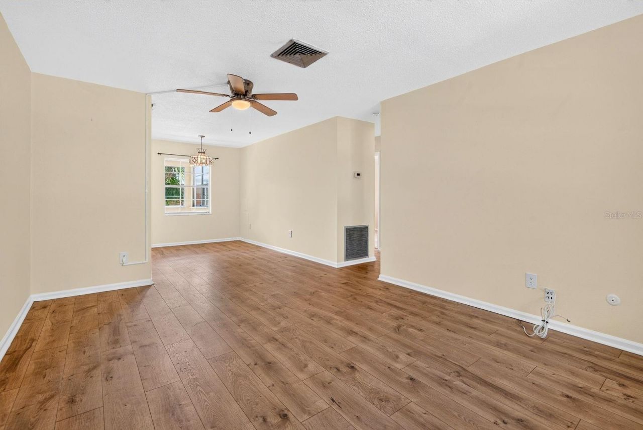 4507 9th Street W, Unit D6, Bradenton, FL 34207 Photo