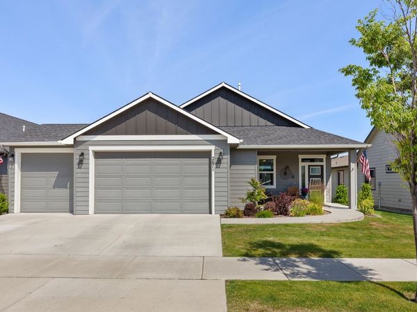 2671 N HETON Ln, Liberty Lake, WA 99019