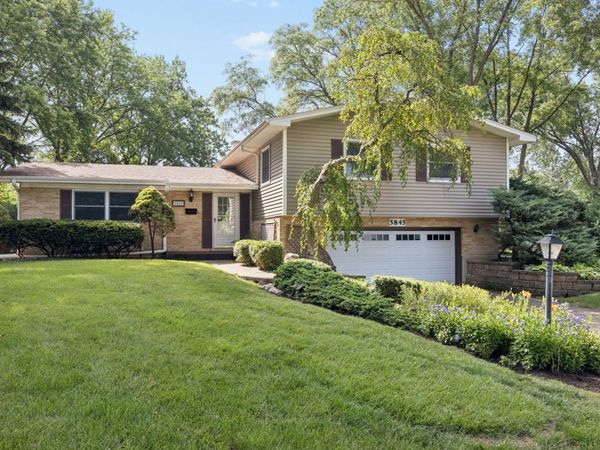 5845 Lenox Road , Lisle, IL 60532