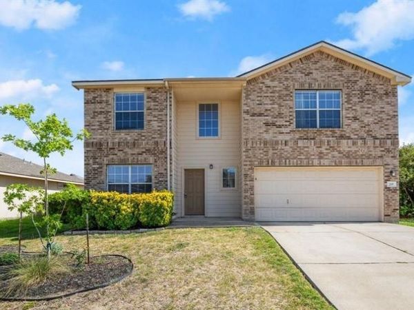 219 Brown ST , Hutto, TX 78634