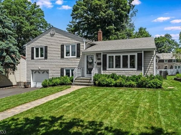 48 Woodland Ave, Verona, NJ 07044