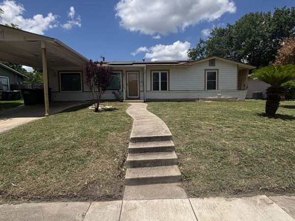 451 Pilgrim Dr, San Antonio, TX 78213