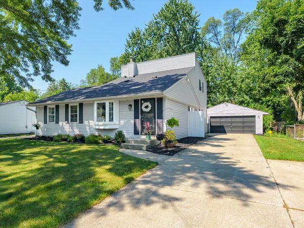 5648 Deerfield Street, Portage, MI 49024