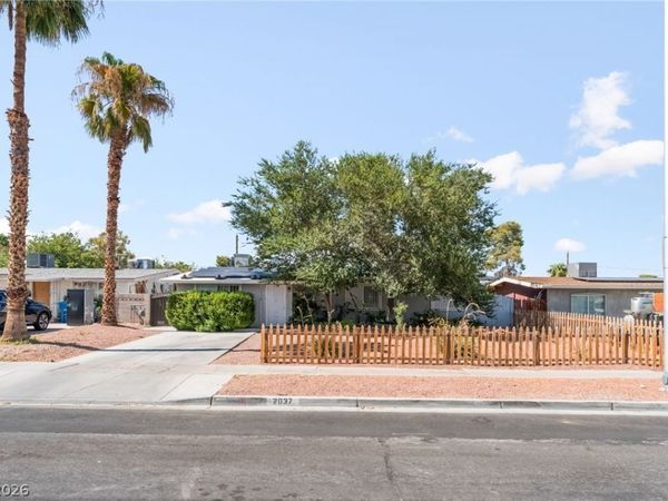 2037 Houston Drive, Las Vegas, NV 89104