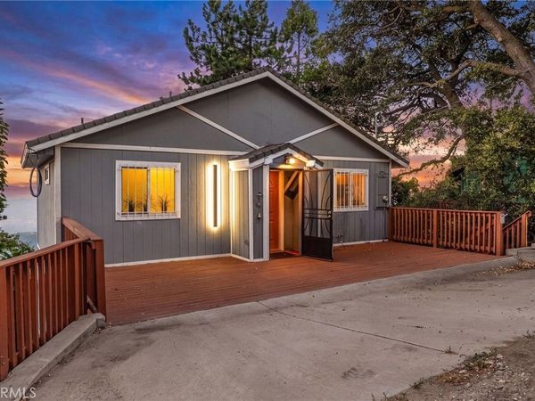 23377 Crestview, Crestline, CA 92325