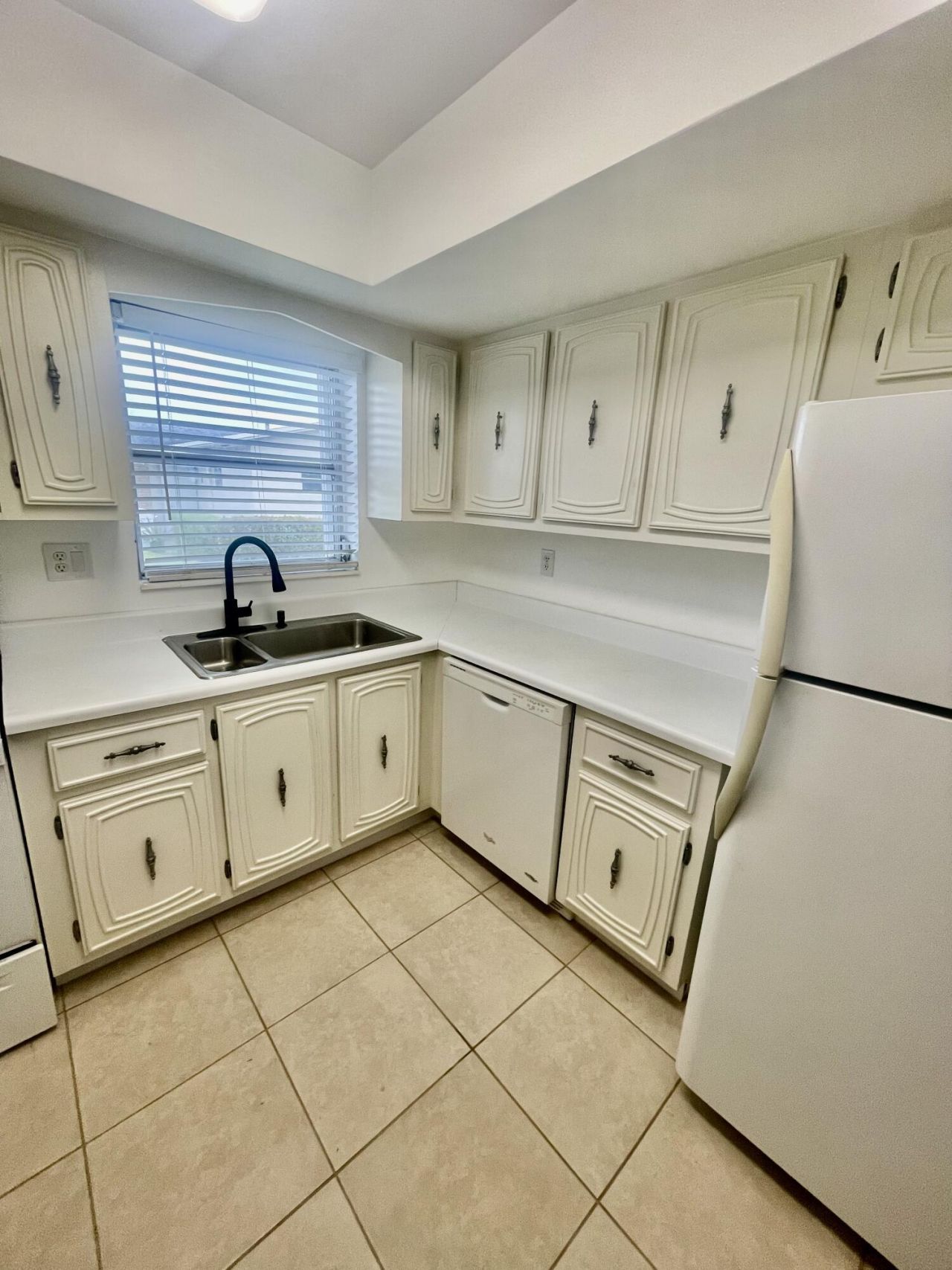 2521 Emory Drive W, Unit F, West Palm Beach, FL 33415 Photo