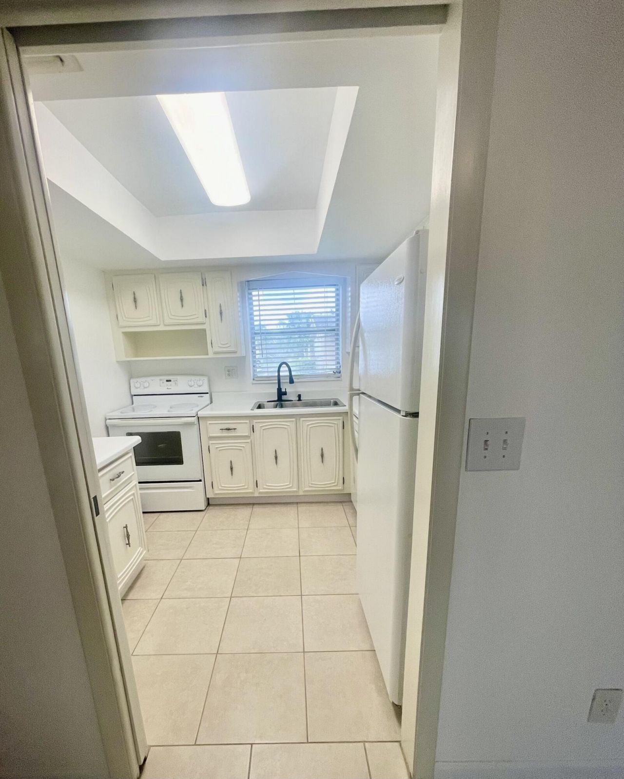 2521 Emory Drive W, Unit F, West Palm Beach, FL 33415 Photo