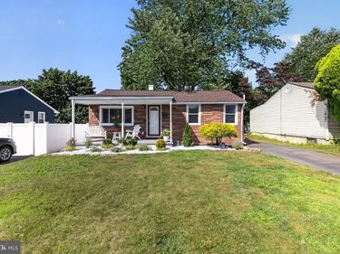 214 BROOKSIDE AVENUE, EWING, NJ 08638