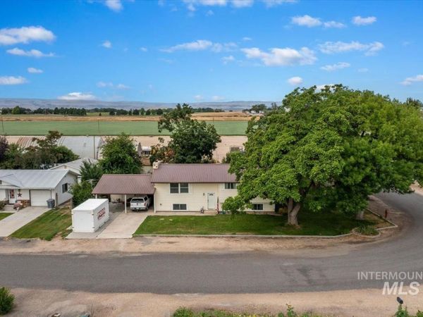 302 River View Dr, Marsing, ID 83639
