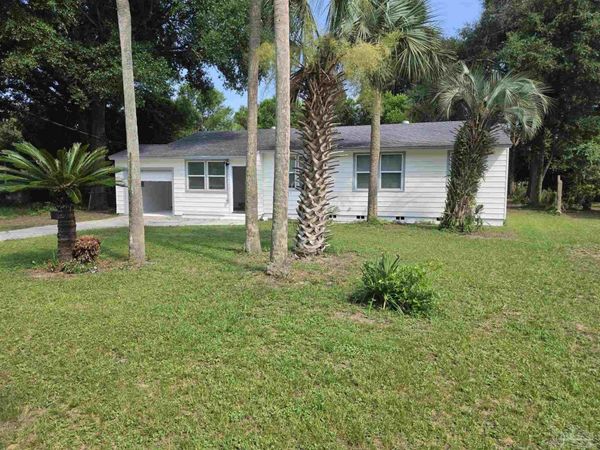 203 Henry St, Pensacola, FL 32507