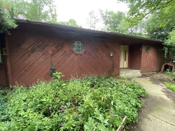 80 Tanglewood Trail, Valparaiso, IN 46385