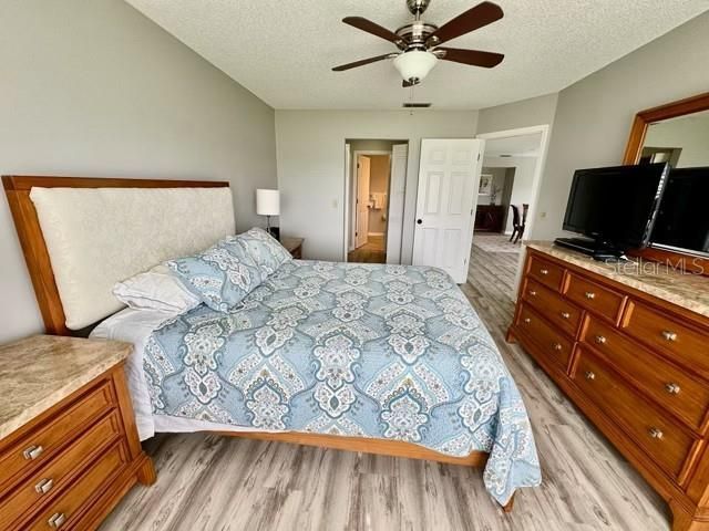 5753 Avista Drive , Sarasota, FL 34243 Photo
