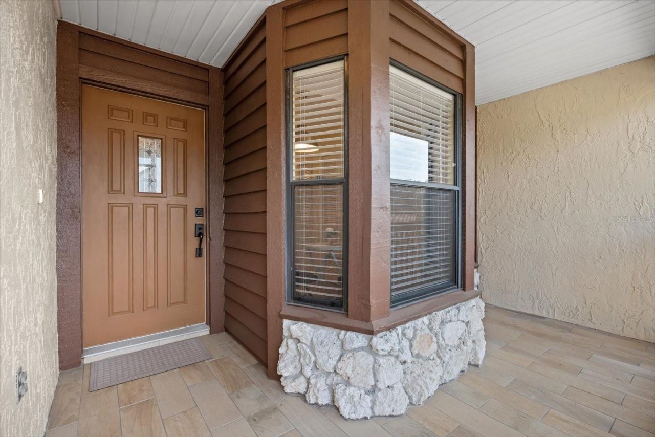5753 Avista Drive , Sarasota, FL 34243 Photo