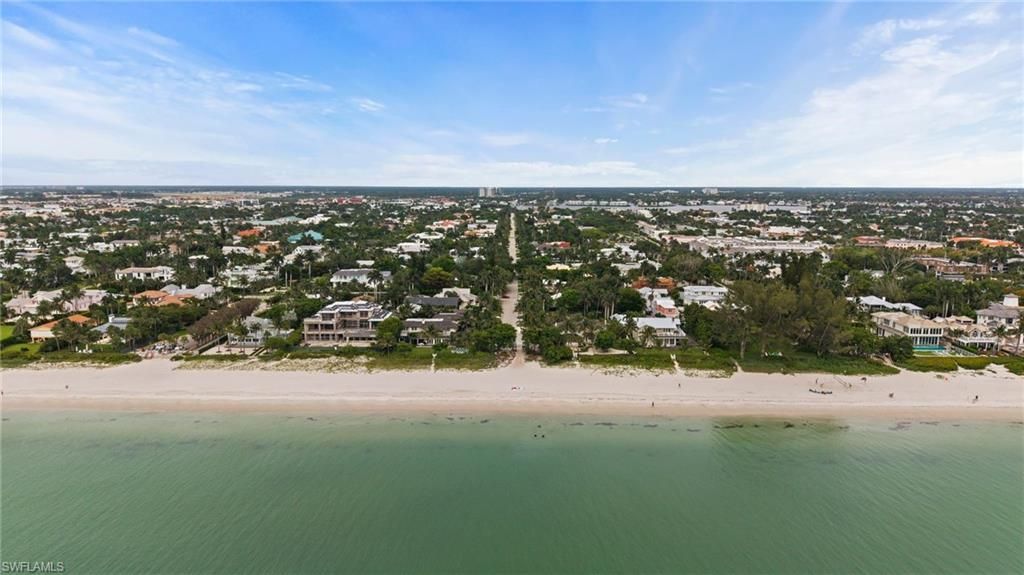 1100 Gulf Shore Blvd S, Naples, FL 34102 Photo