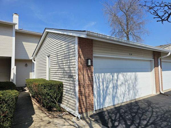 534 Hummingbird Lane, Deerfield, IL 60015