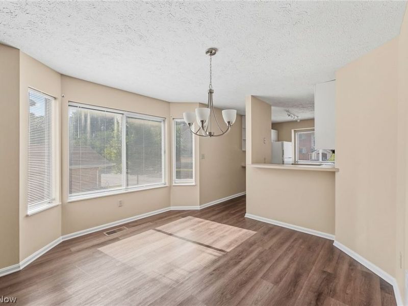 361 Village Pointe Drive, Unit 2B, Akron, OH 44313 Photo 10