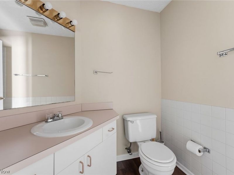 361 Village Pointe Drive, Unit 2B, Akron, OH 44313 Photo 21