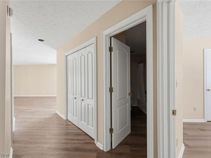 361 Village Pointe Drive, Unit 2B, Akron, OH 44313 Photo 28
