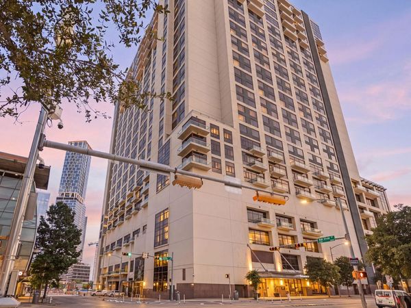 555 E 5th ST, Unit 527, Austin, TX 78701