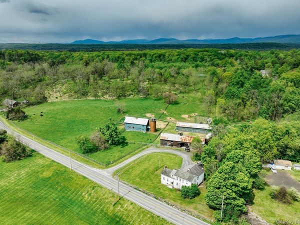1693 Route 32 , Saugerties, NY 12477